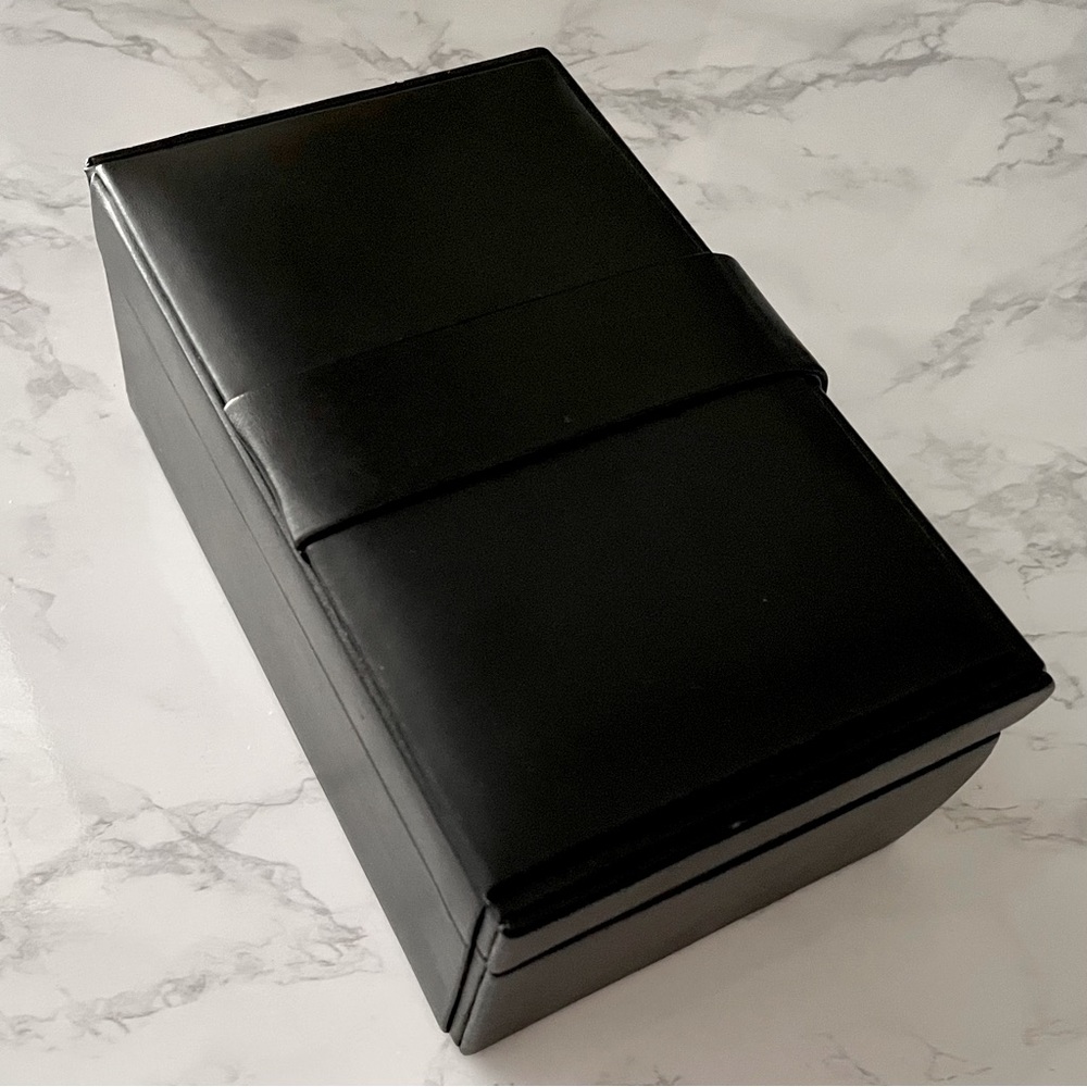 Black Leather Watch or Bracelet Valet - Picture 6 of 9